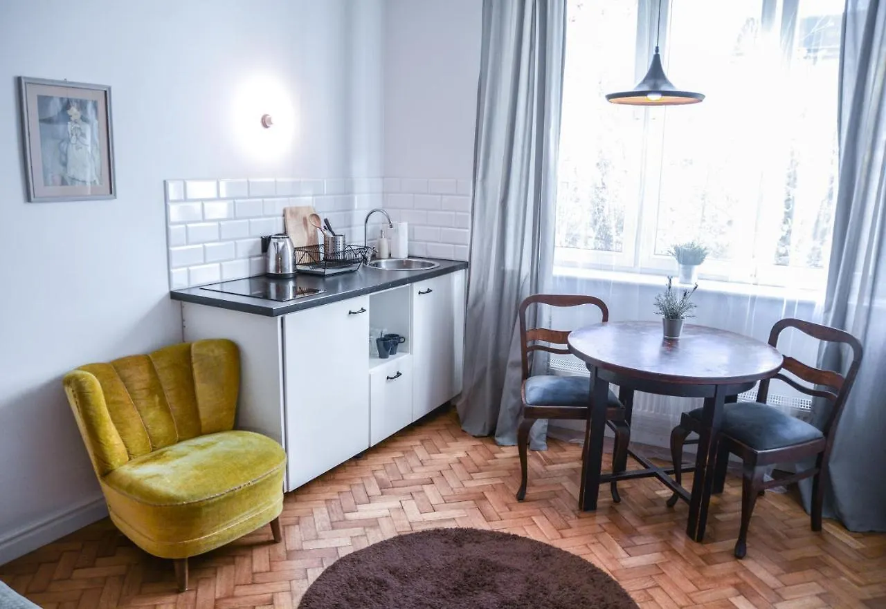 Homestay Lion Apartments - Gold Krakow