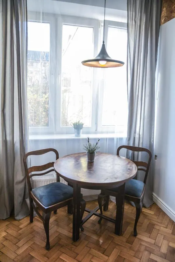 Lion Apartments - Gold Krakow Poland