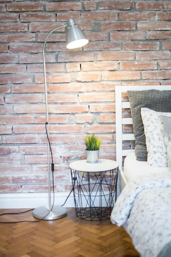 Homestay Lion Apartments - Gold Krakow Poland
